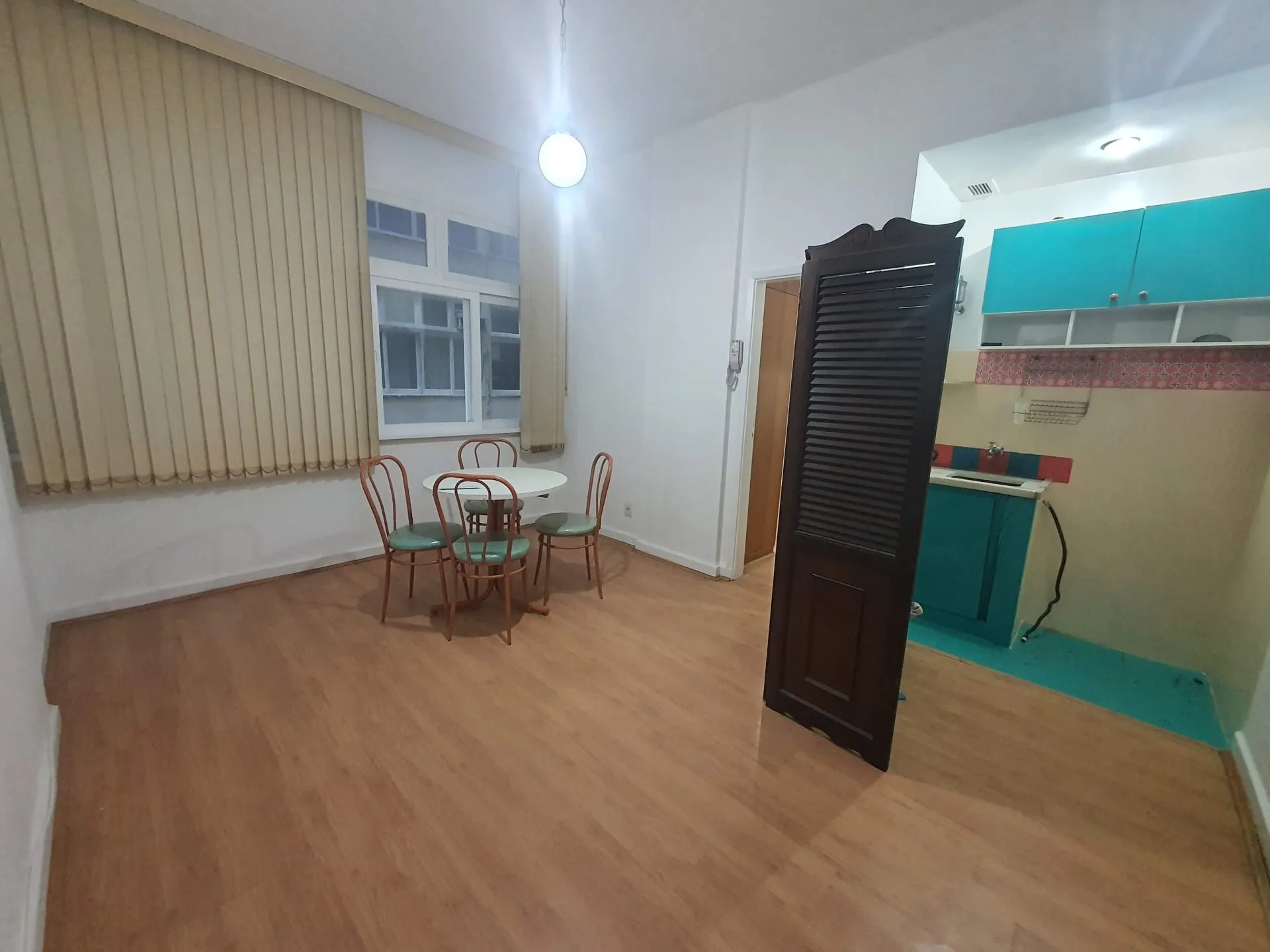 Apartamento, 29 m², com piso de madeira ou laminado — photo 2