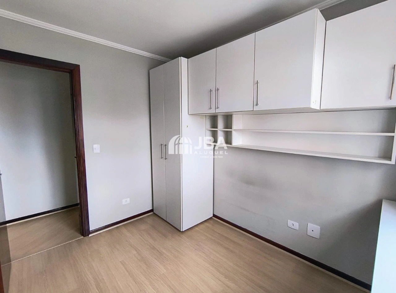Home office in a 2-bedroom apartment, 75 m² — photo 4