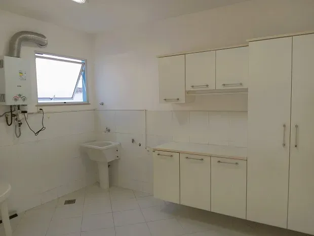 Casa sem vaga, 3 quartos e 3 banheiros reformada — photo 42