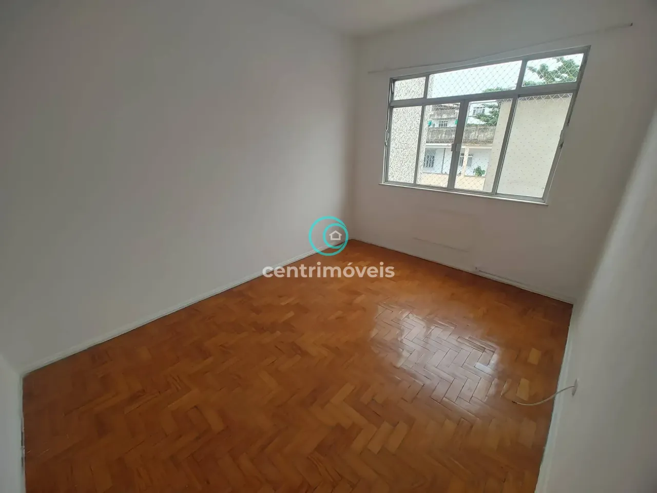Rental apartment with 2 bedrooms and 2 bathrooms — photo 13