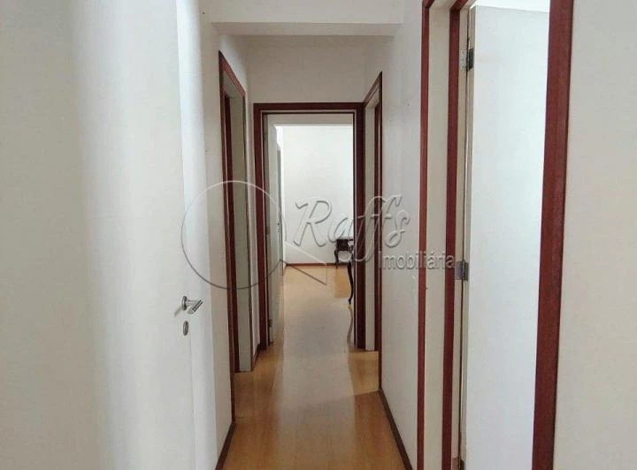 3-bedroom apartment with an en-suite and balcony — photo 7