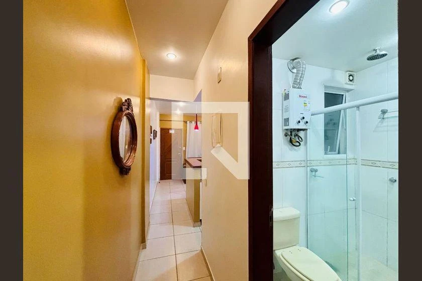 Apartamento mobiliado de 1 quarto com espaço de home office — photo 14