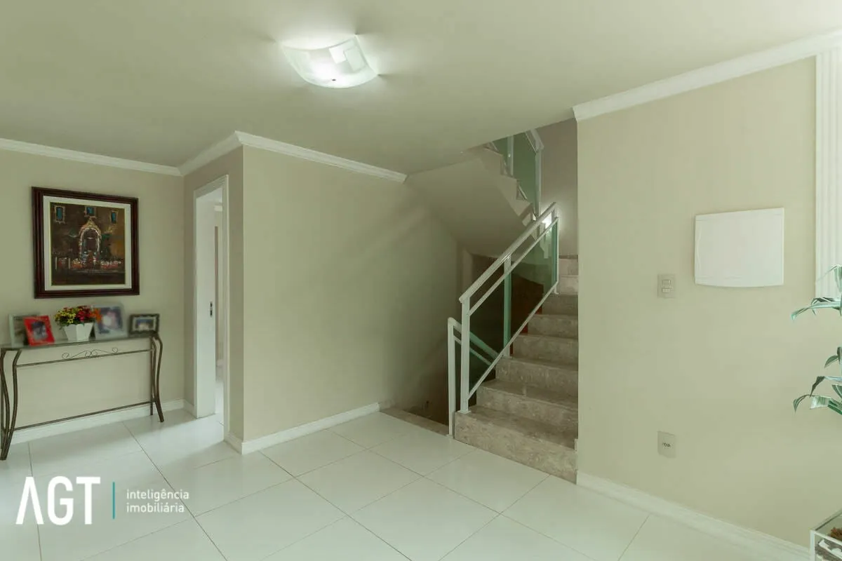 Furnished house with 4 bedrooms, 1 bathroom and 3 parking — photo 22