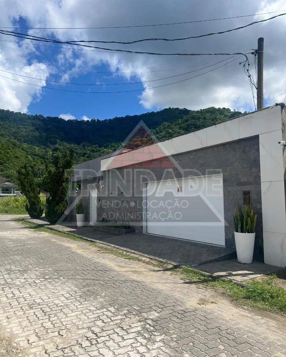 Casa mobiliada com 4 quartos e vista para as montanhas — photo 10