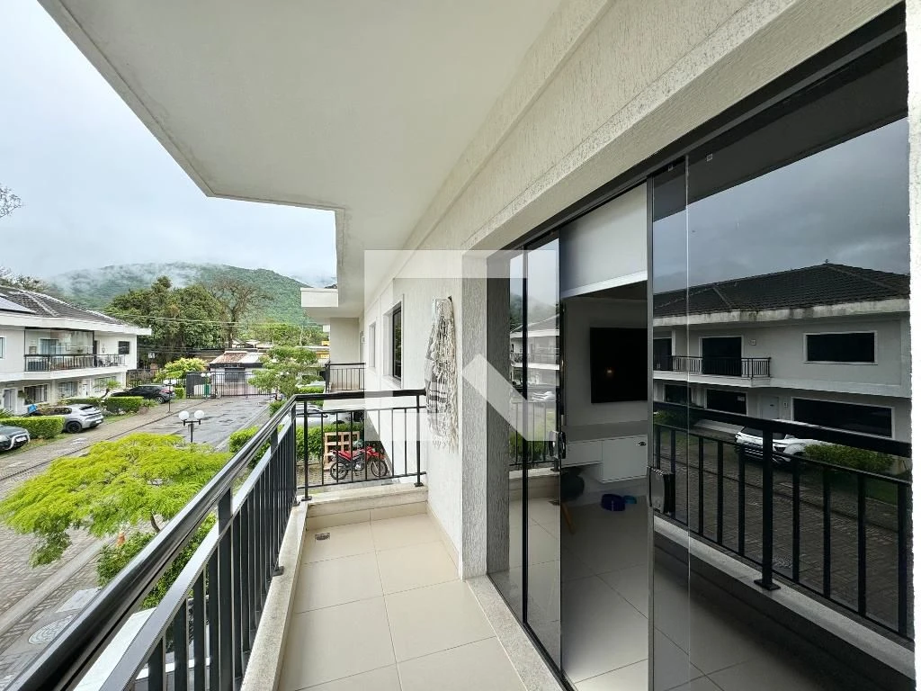 138 m² house with a home office and a walk-in closet — photo 9