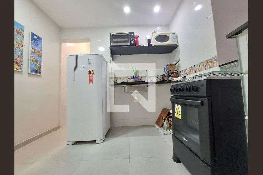 45 m² apartment with 1 bedroom, modern kitchen and gas stove — photo 12