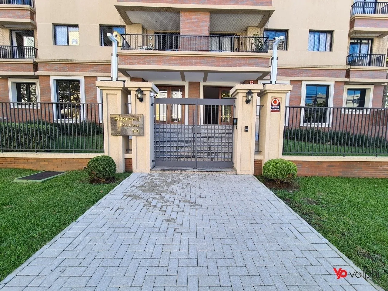Apartamento de 3 dormitorios con jardín privado — photo 10