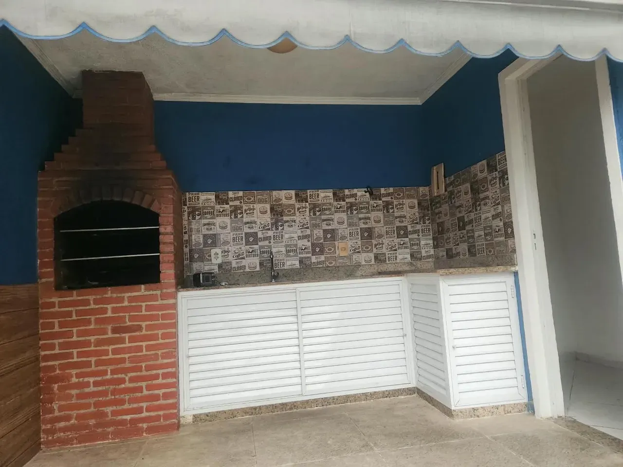 3-bedroom house with a grill on the balcony — photo 7