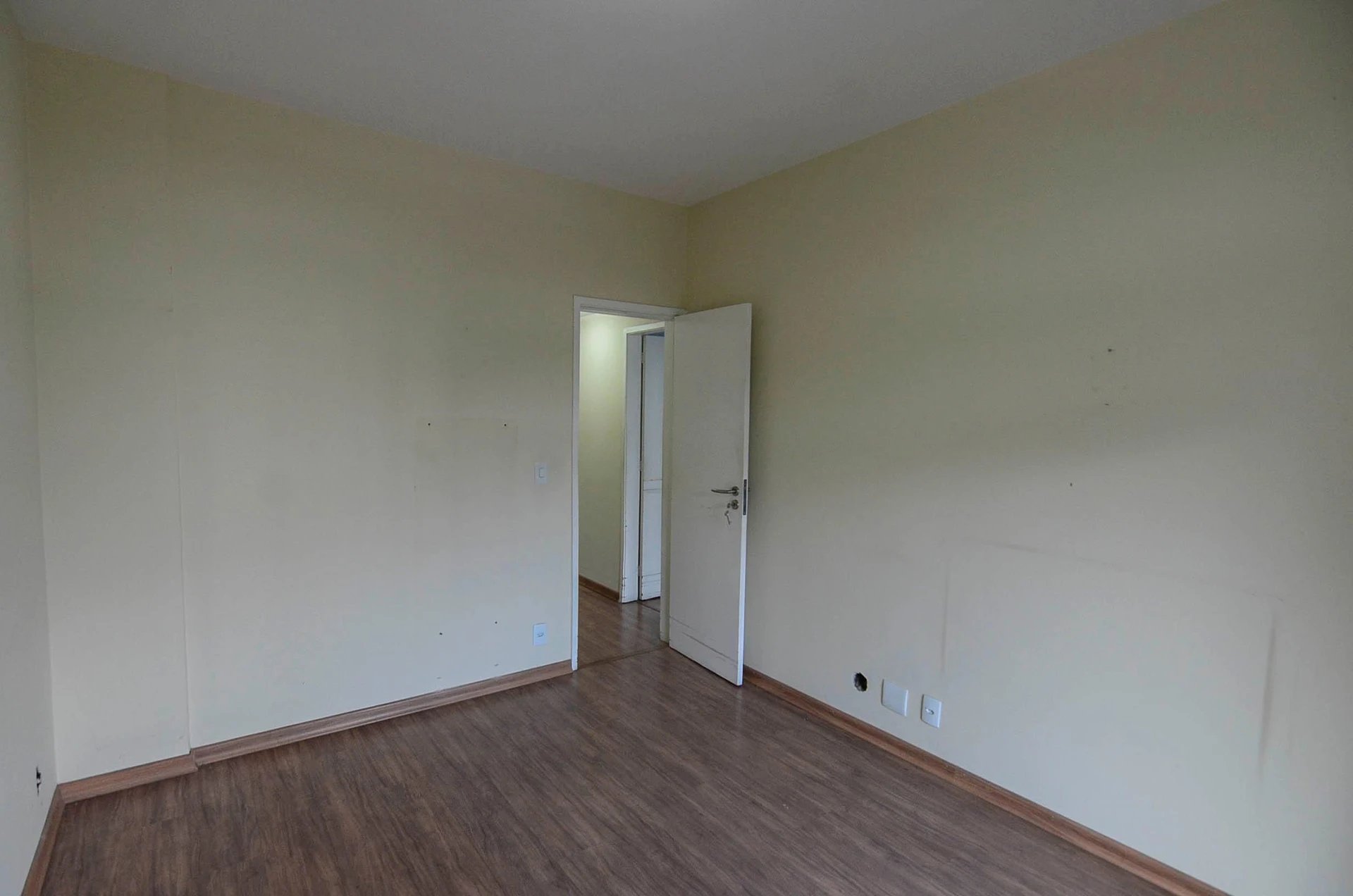 Apartamento para alugar com 4 quartos, 1 suíte e varanda — photo 52
