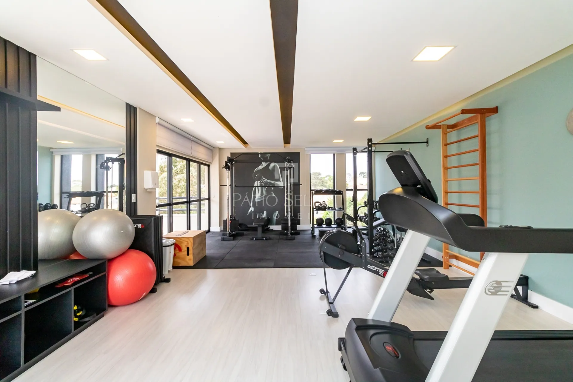 Casa de 181 m² com varanda gourmet e closet — photo 46
