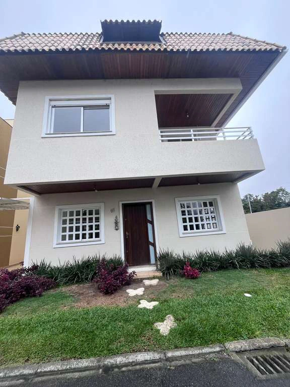 House with 4 bedrooms, 300 m² and 3 parking spaces — photo 3