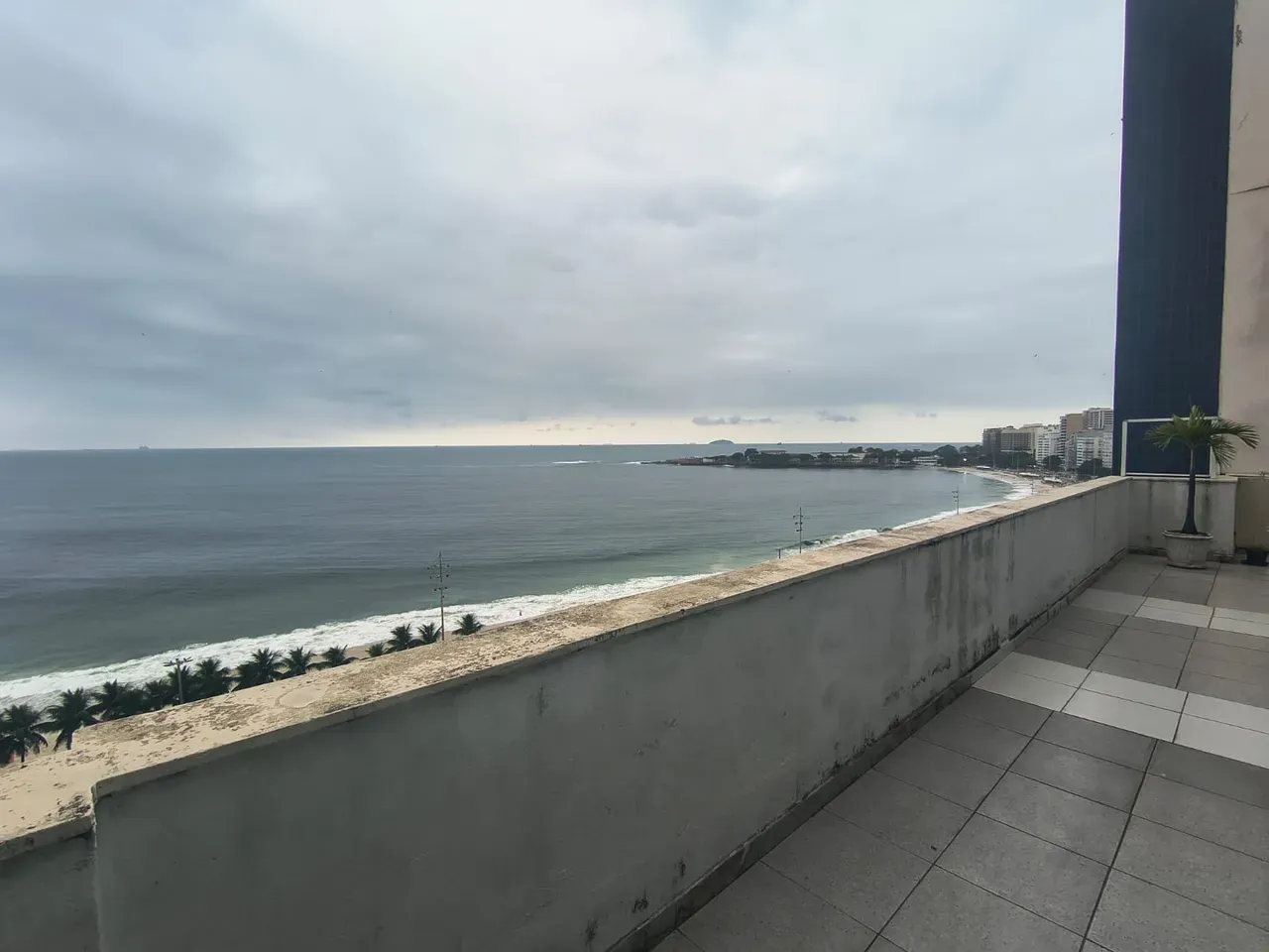 86 m² apartment with 2 bedrooms and city views — photo 24