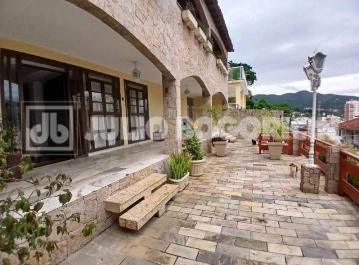 Casa en condominio con 4 dormitorios y 3 plazas — photo 3