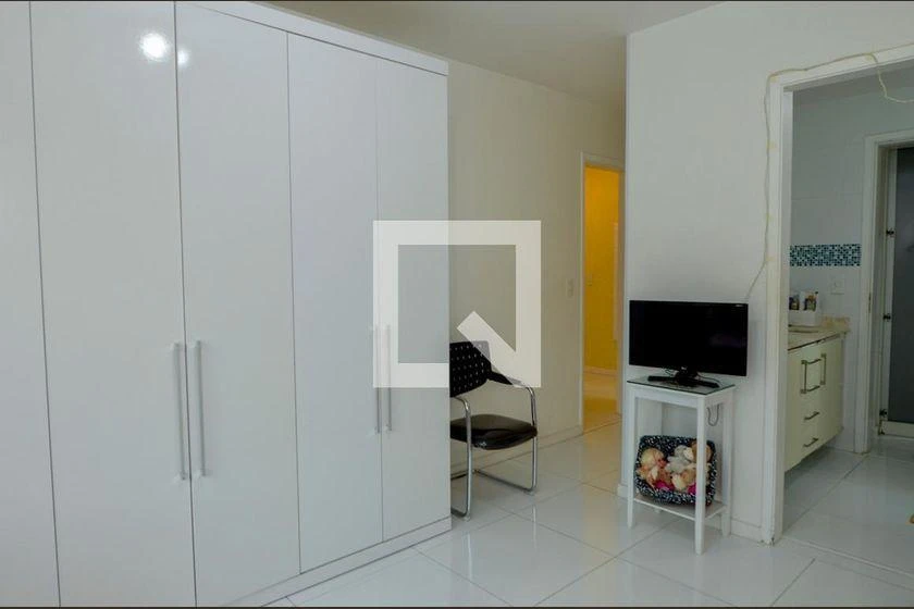 380 m² house with 4 bedrooms and air conditioning — photo 34