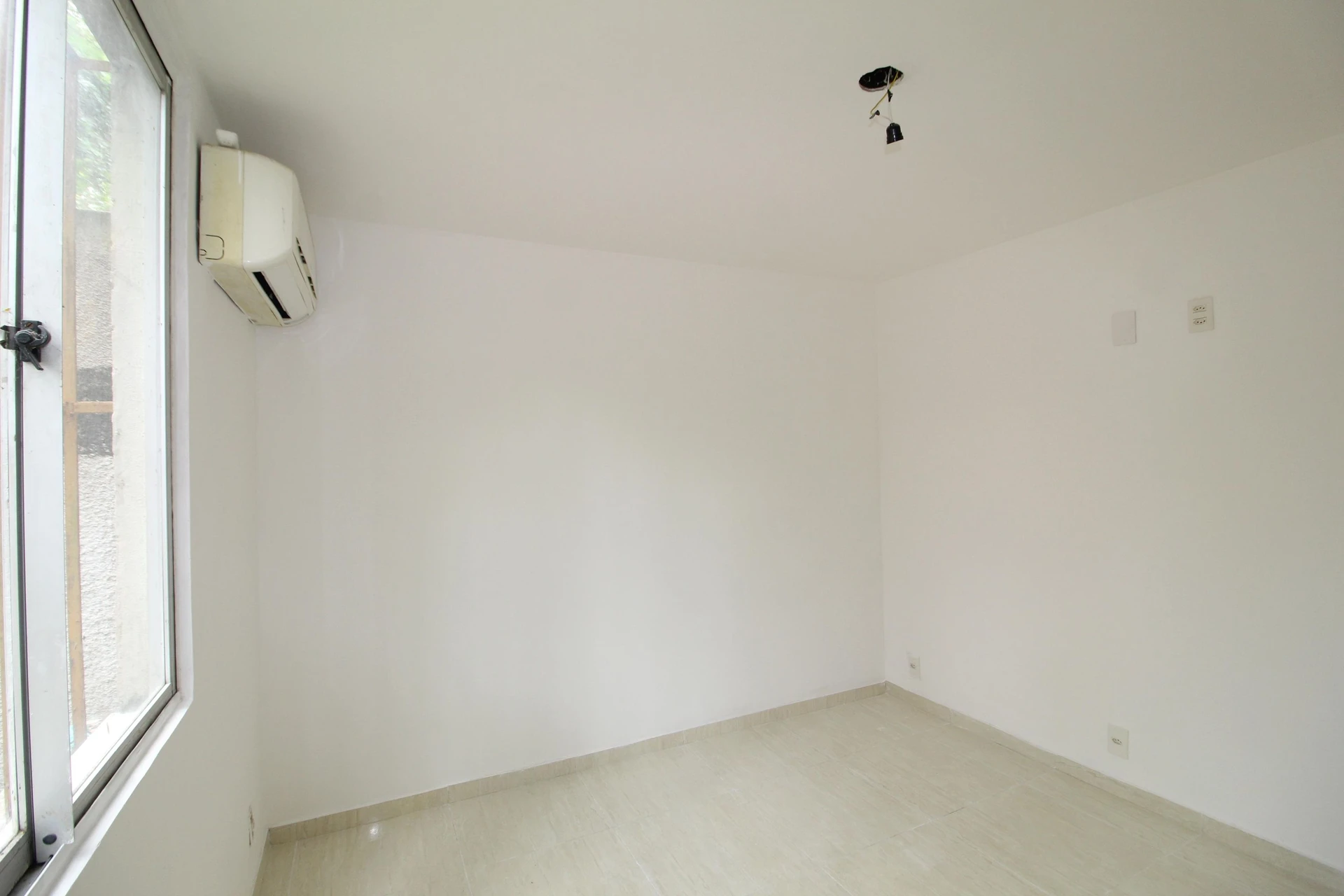 2-bedroom apartment with 1 parking spot and pet-friendly — photo 7
