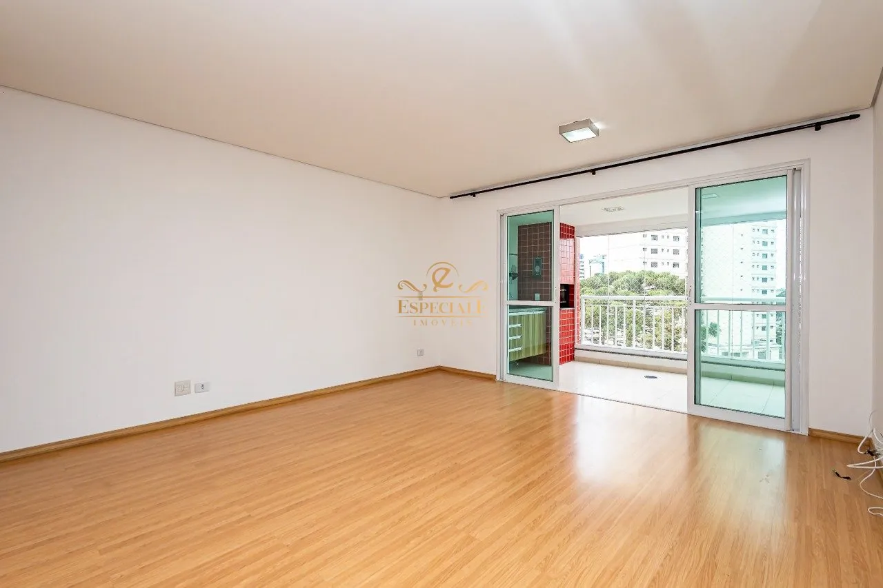 3-bedroom apartment with 2 parking spots and 134 m² — photo 3
