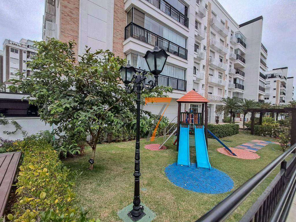 Apartamento sin amueblar con 3 dormitorios en suite — photo 2