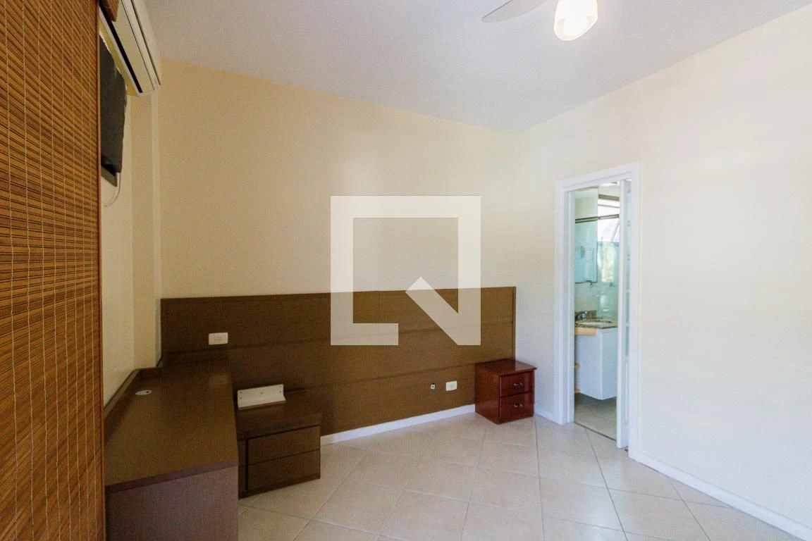 Apartamento com 3 quartos e cozinha fechada a gás — photo 3