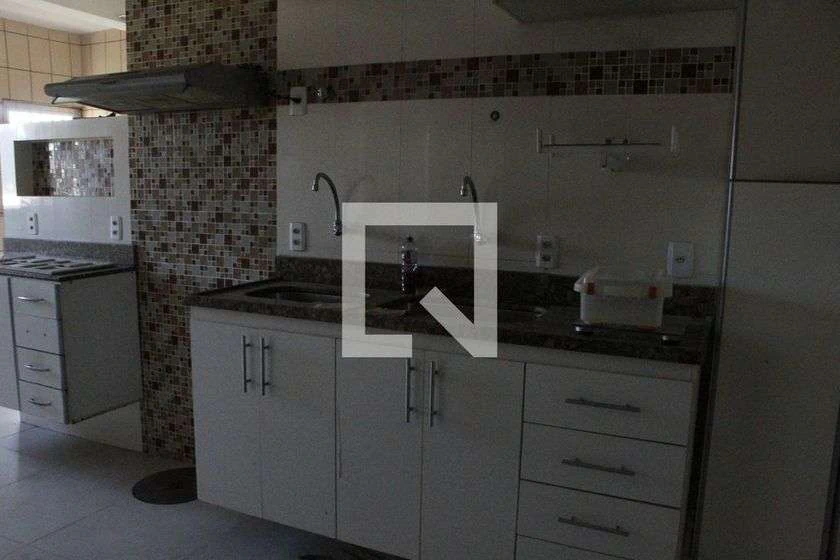 Apartamento de 350 m² com 4 quartos e sacada — photo 9