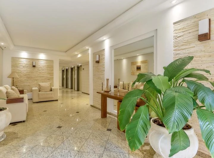 Furnished apartment with 3 bedrooms and 1 ensuite — photo 7