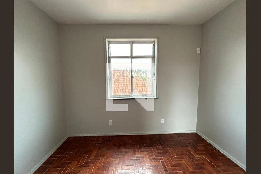 House, 76 m², with wood or laminate floors — photo 4