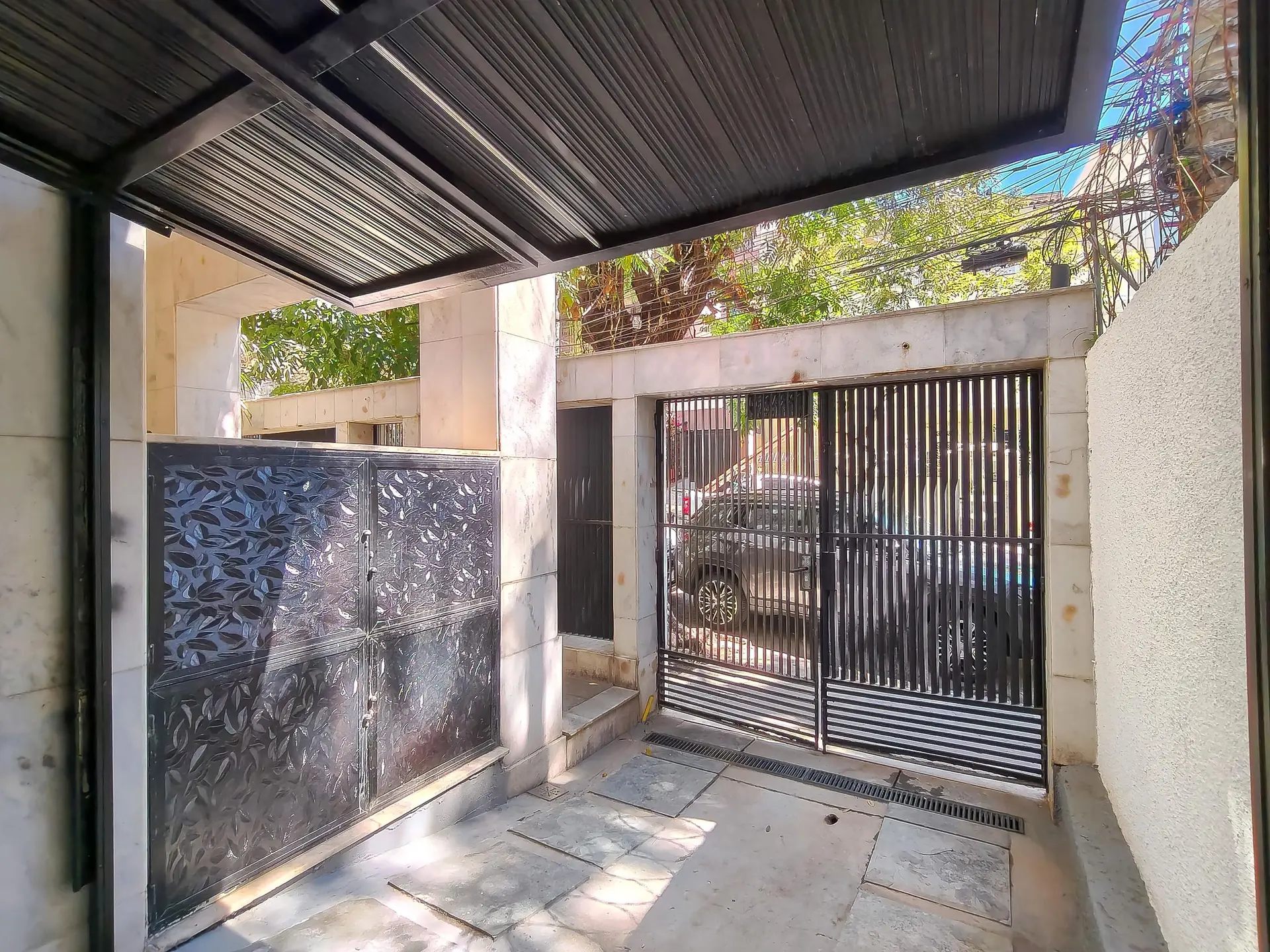 House for rent with 5 bedrooms and 8 bathrooms — photo 64