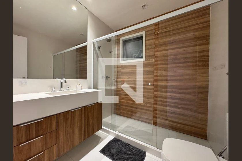 Rental house with 4 suites and 450 m² — photo 44