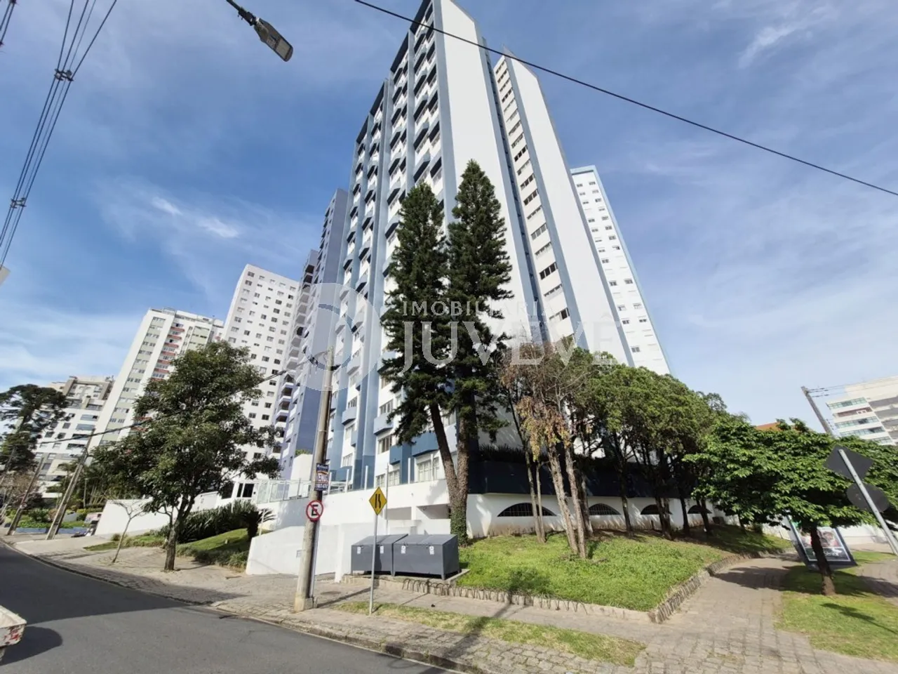 Duplex apartment with 2 bedrooms and 2 bathrooms