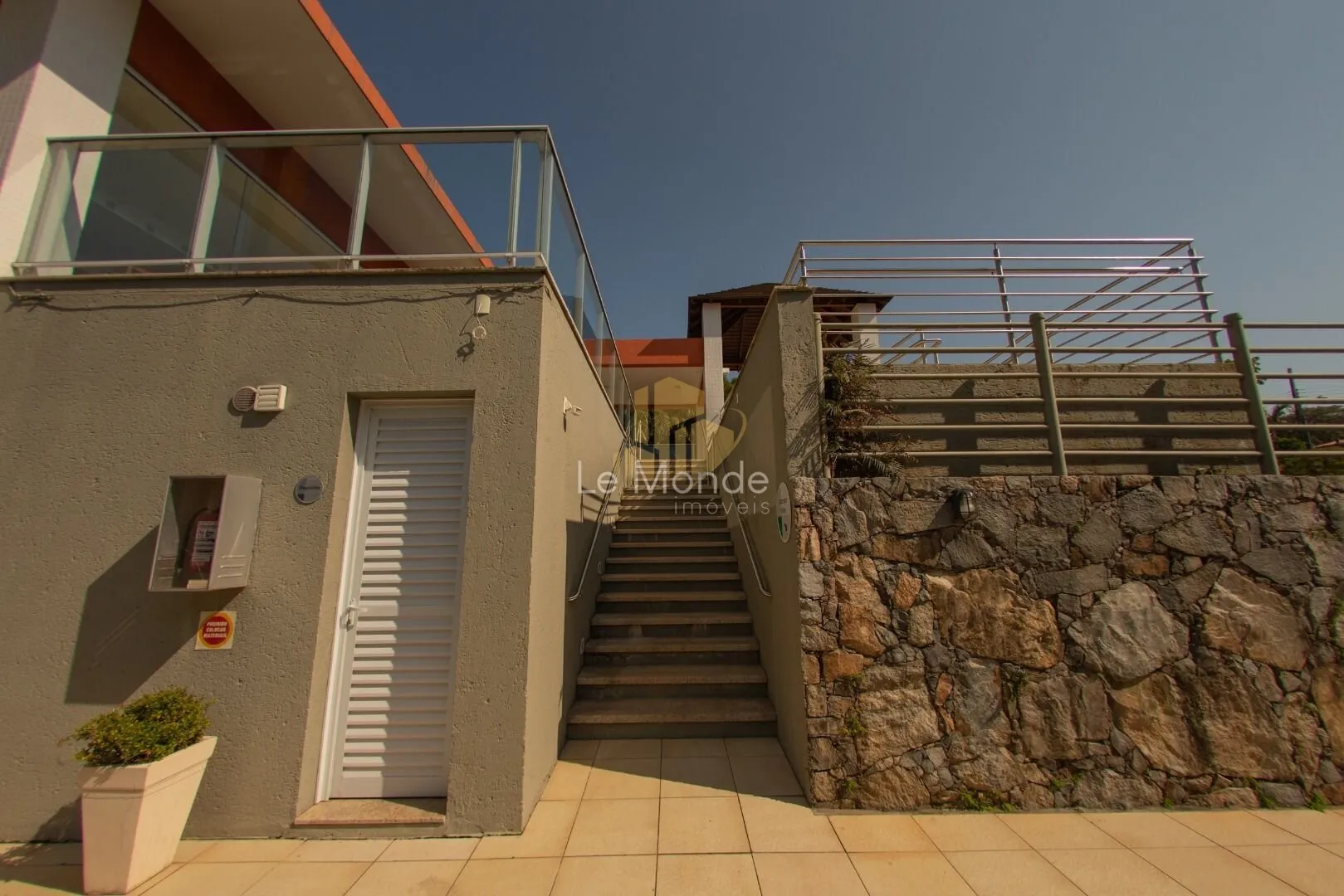 Apartamento amueblado con 4 dormitorios y 382 m² — photo 98