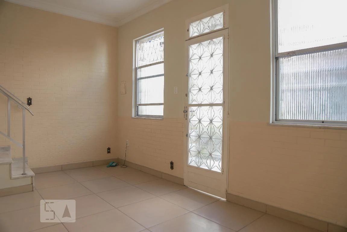 Casa com cozinha separada, 4 quartos e 3 banheiros — photo 29