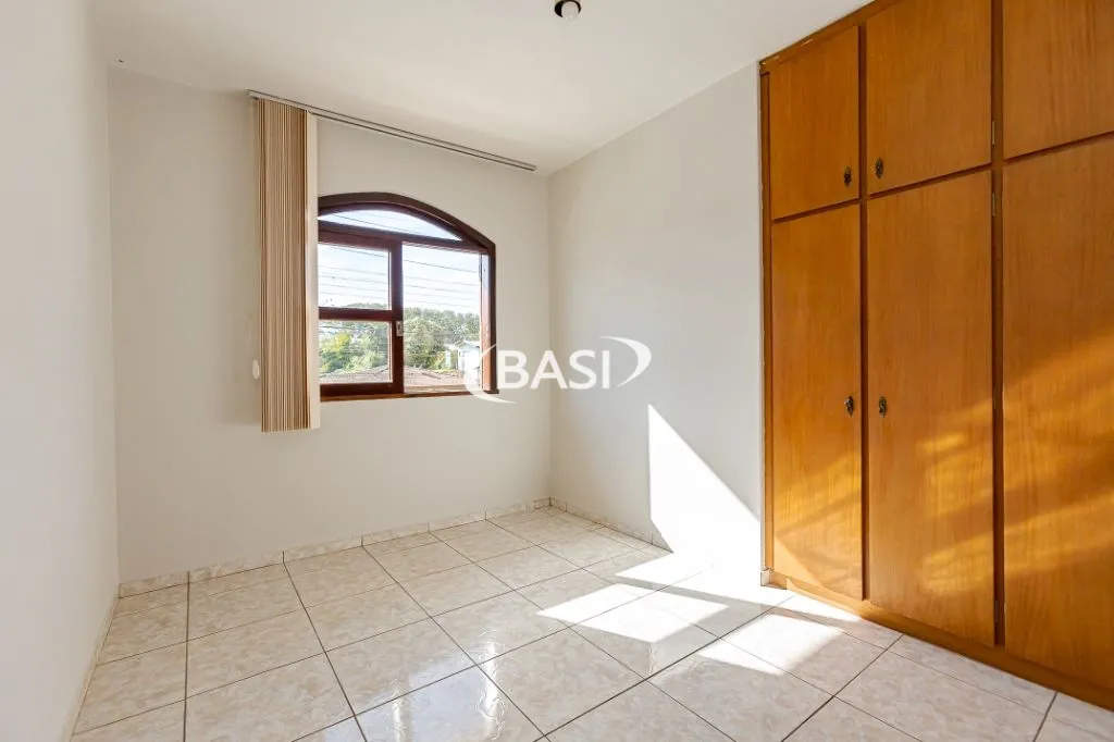 Unfurnished house with 4 bedrooms and 3 bathrooms — photo 64
