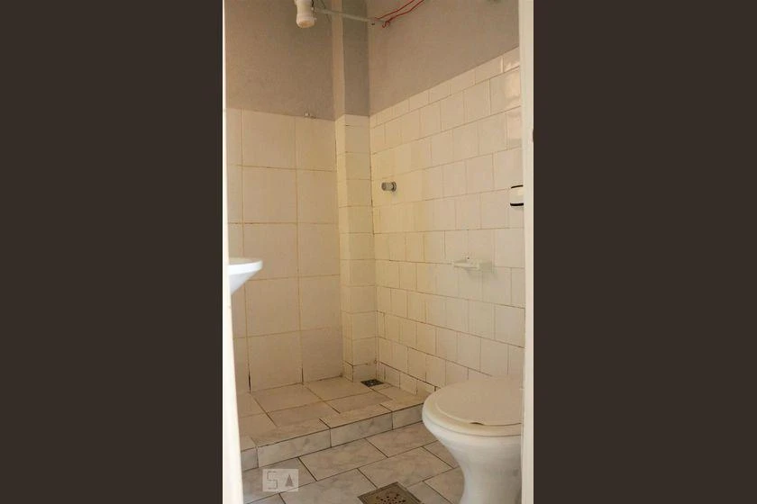 Unfurnished apartment with 2 bedrooms and a private BBQ — photo 29