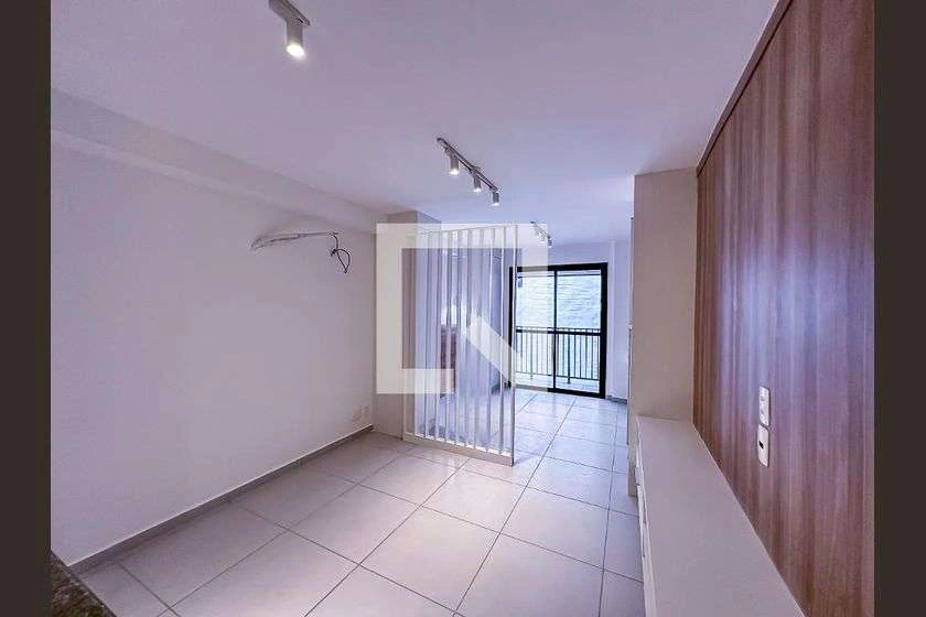 34 m² studio with balcony, 1 bedroom and 1 bathroom — photo 11