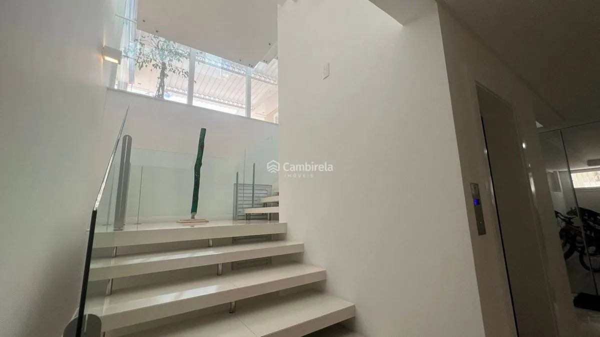 Casa mobiliada com 6 suítes e 1837 m² — photo 15