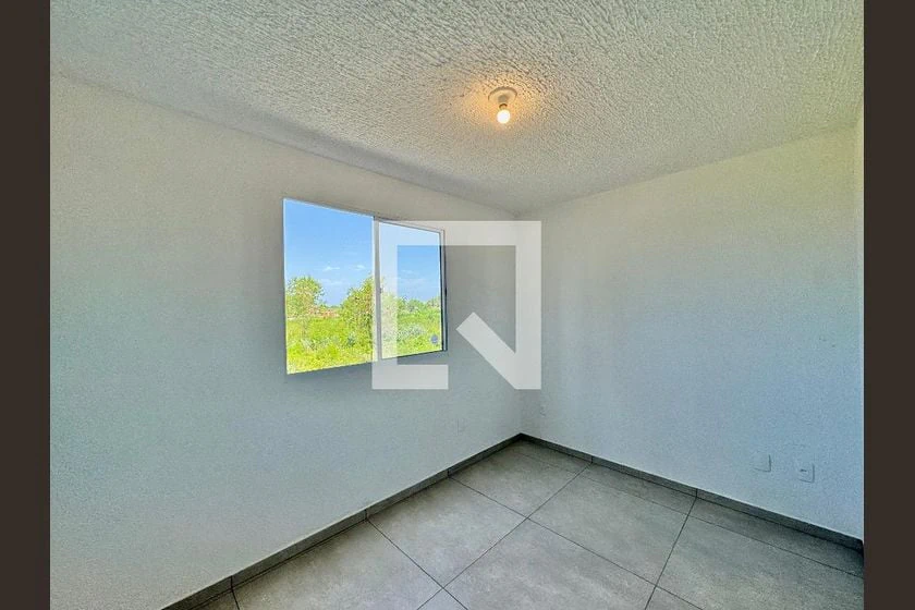 2-bedroom apartment with a glass shower enclosure — photo 14