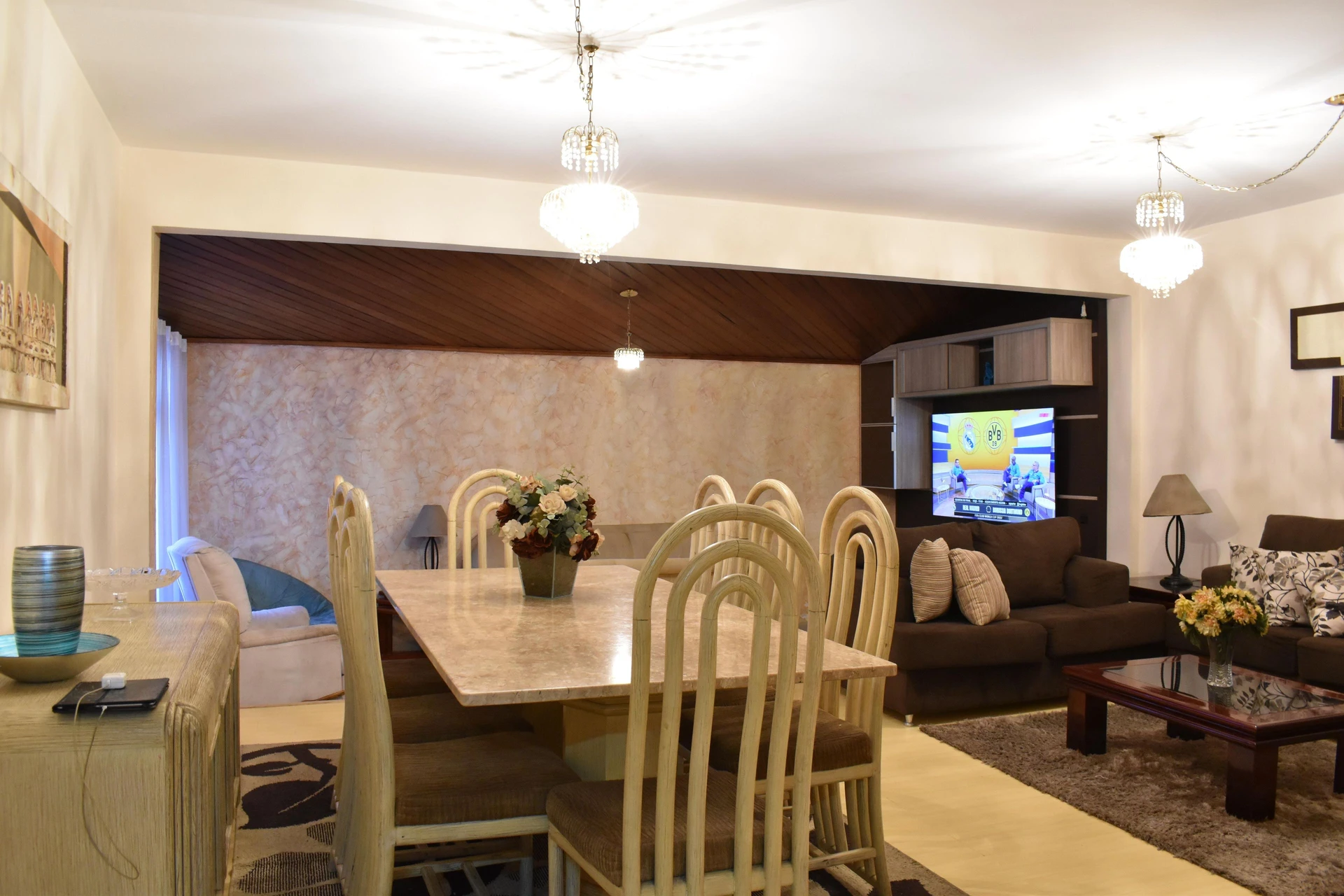 3-bedroom apartment with a bathtub in Curitiba