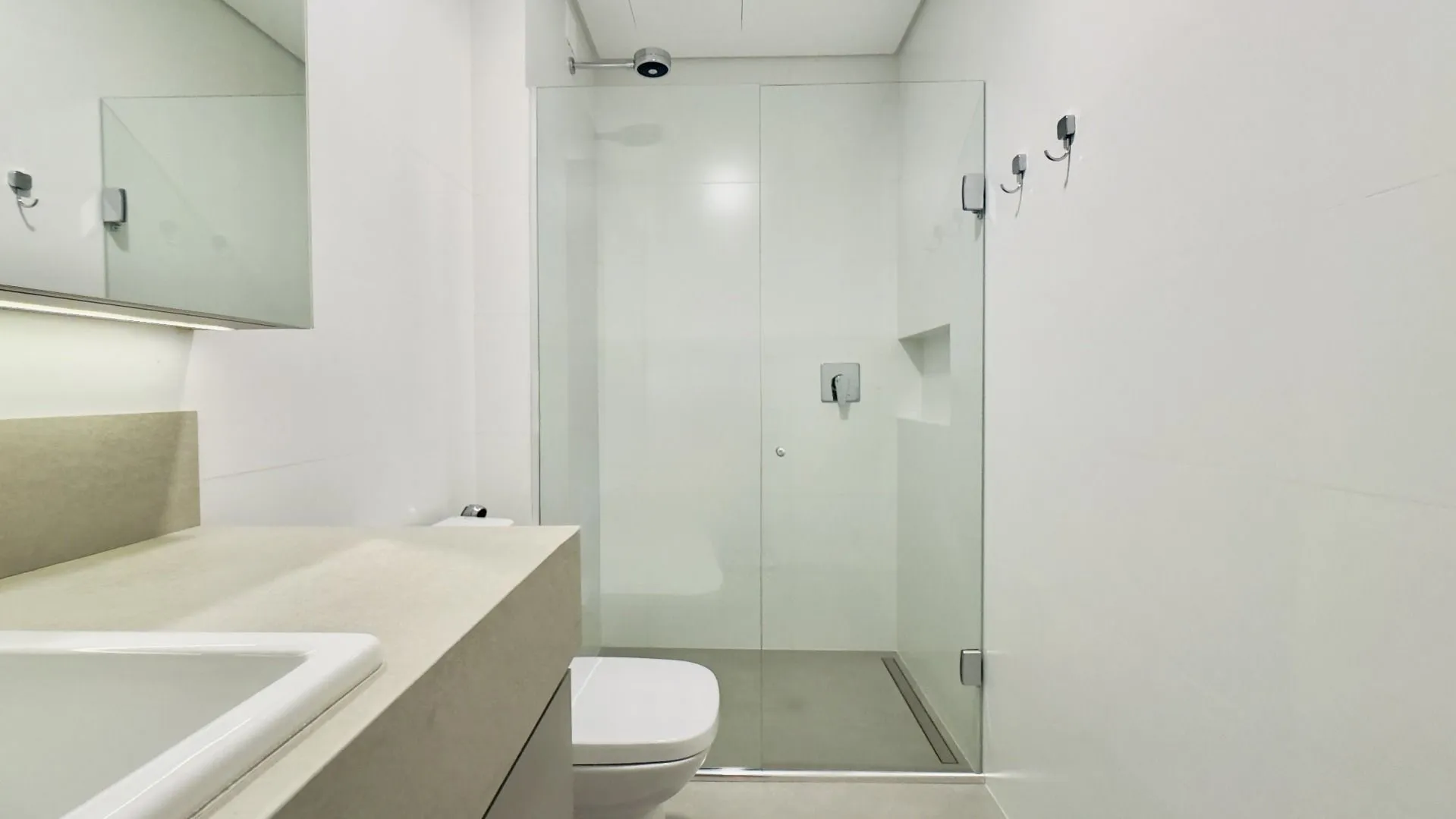 Water view in a 2-bedroom apartment, 110 m² — photo 36
