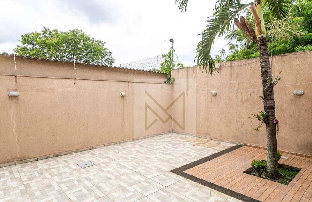 Furnished house with 4 en-suite bedrooms — photo 26