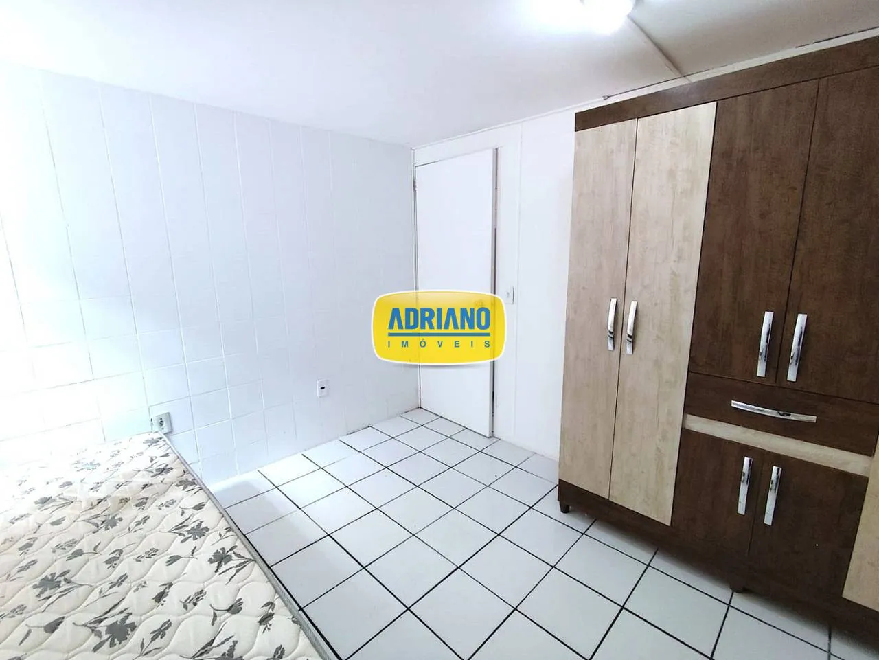 1-bedroom studio 25 m² with gas stove and fridge — photo 7