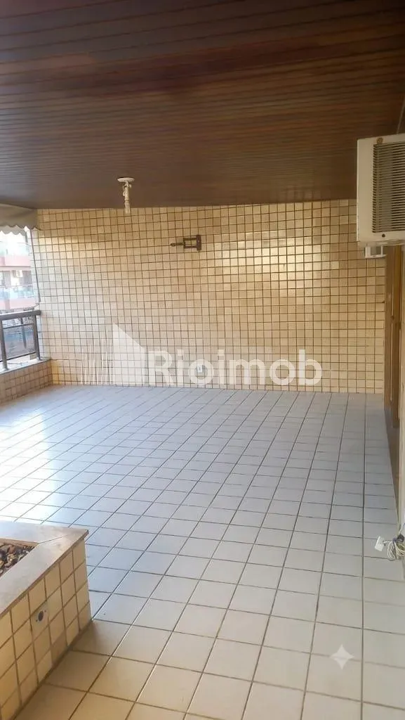 2-bedroom apartment with 1 en-suite and 150 m² — photo 11