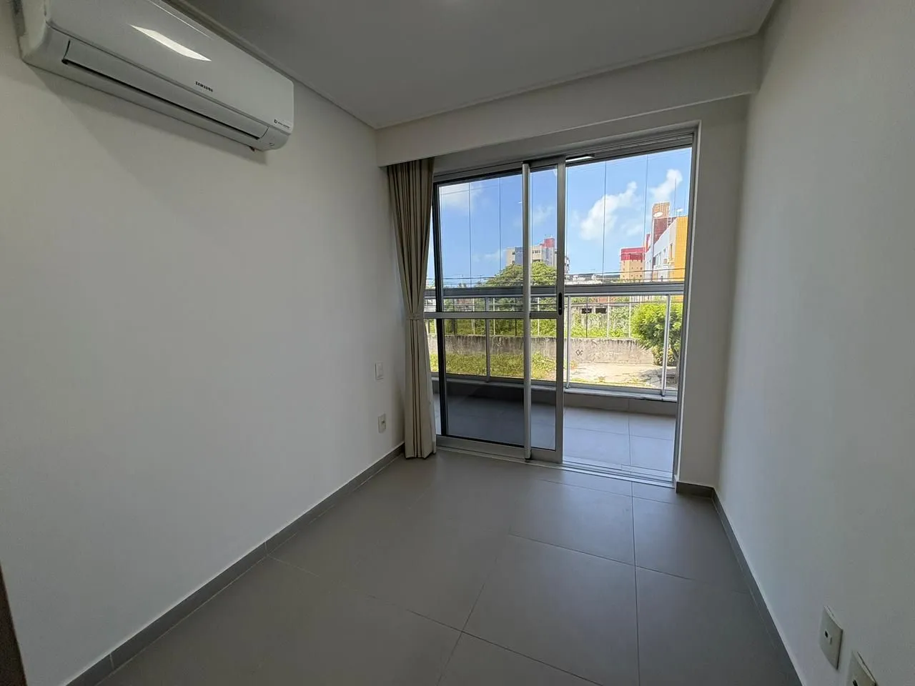 62 m² apartment with 2 bedrooms and 1 parking space