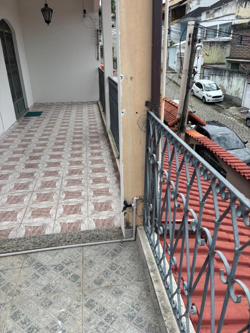 Unfurnished house with 2 bedrooms and a balcony — photo 17