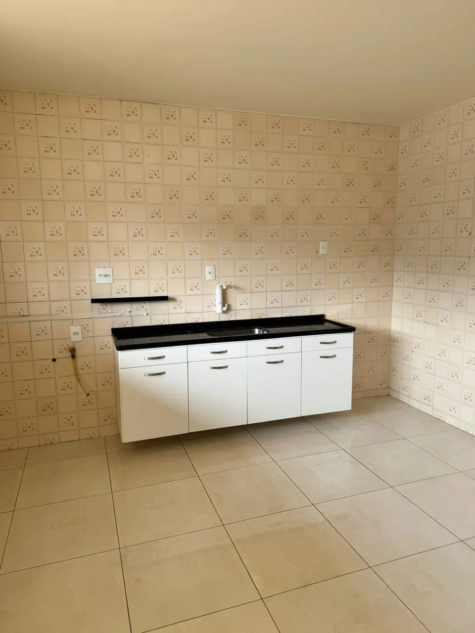 Rental apartment with 3 bedrooms and a balcony — photo 2