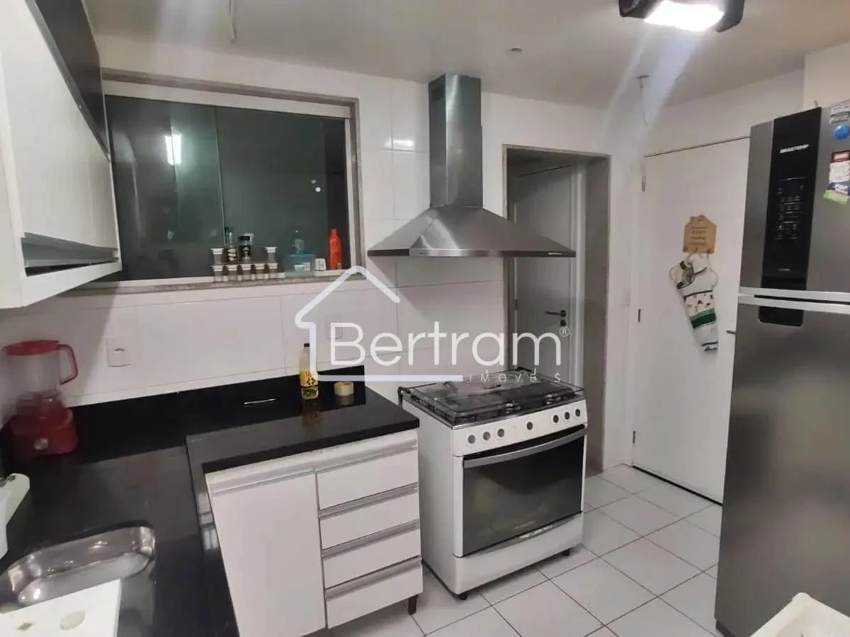 Washing machine in a 3-bedroom apartment, 273 m² — photo 6