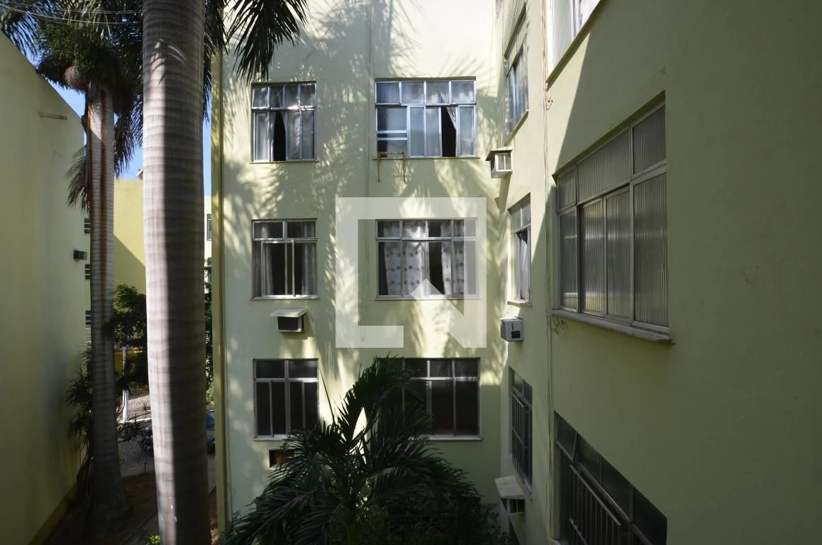 Furnished 2-bedroom apartment with 1 bathroom — photo 6
