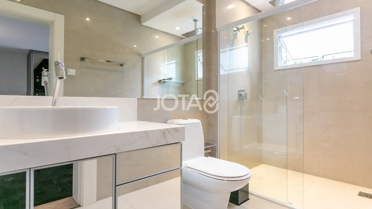 Casa de 308 m² com 3 quartos e 6 vagas — photo 15