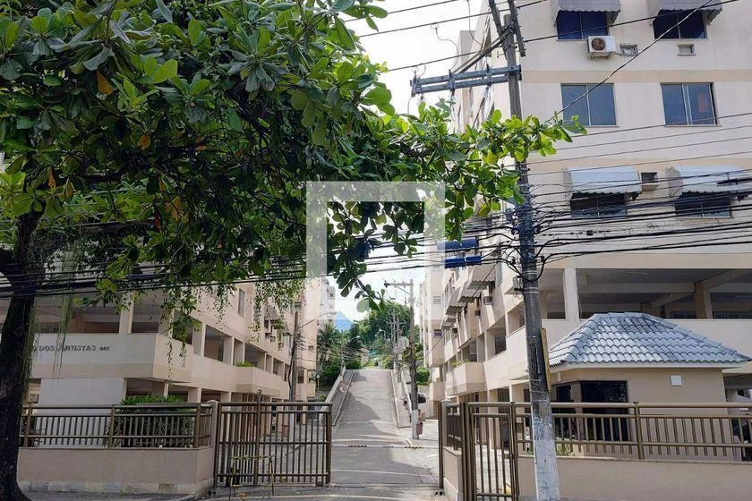 Apartamento amueblado de 2 dormitorios y cocina aparte — photo 30