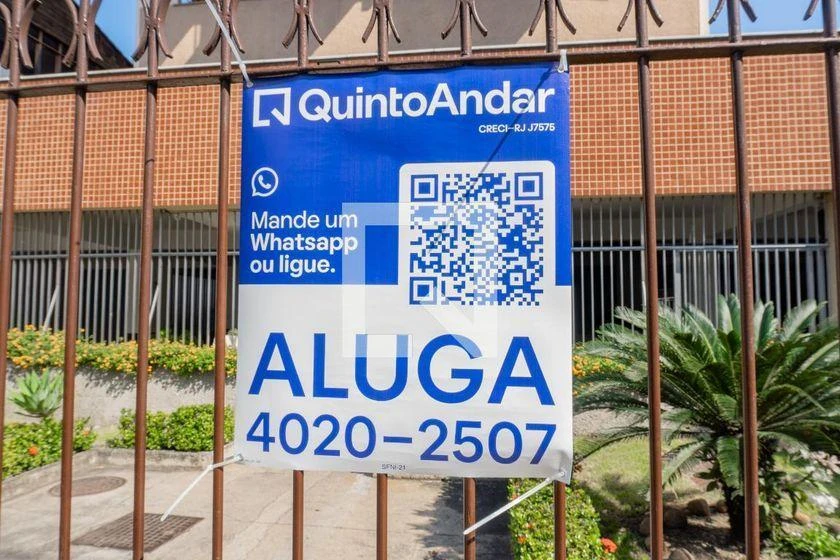 2-bedroom apartment with a mountain view in Rio de Janeiro — photo 46