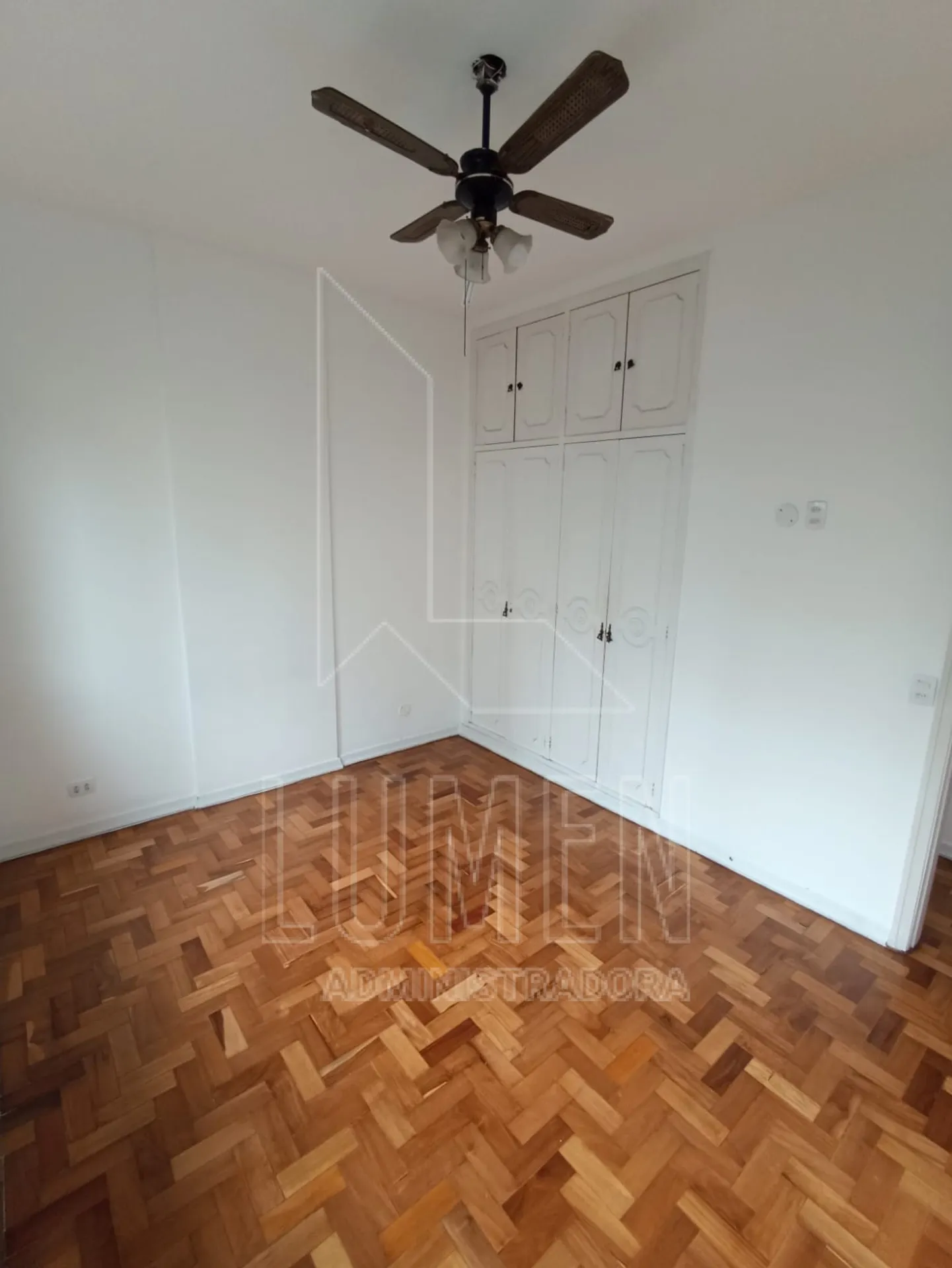 Apartamento com piso de madeira ou laminado, Ipanema — photo 3