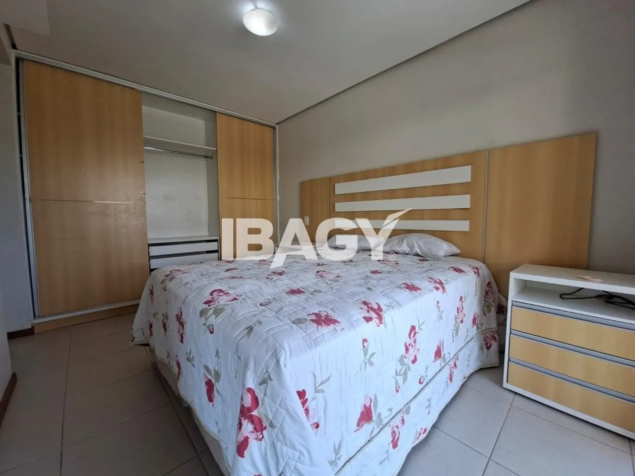 Furnished apartment, 100 m², with a grill on the balcony — photo 19